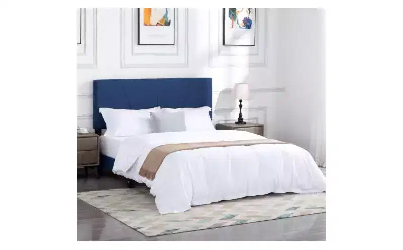 Elegante base de cama Queen con cabecero tapizado y soporte de listones, cama de madera clásica para dormitorio principal