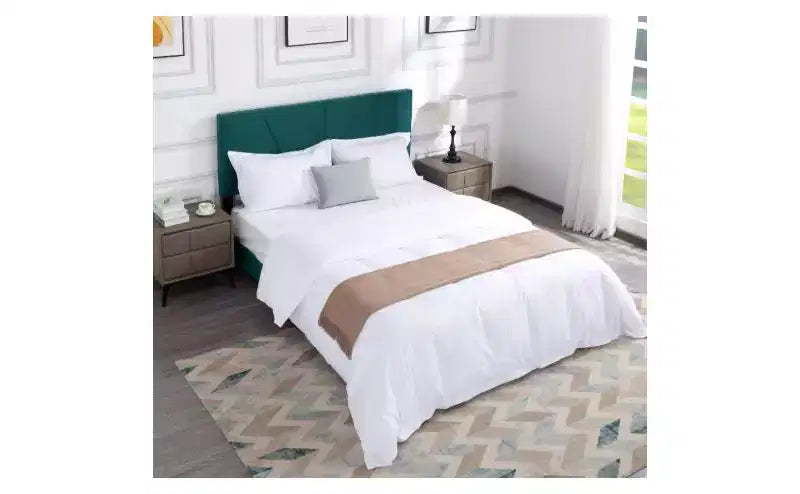 Elegante base de cama Queen con cabecero tapizado y soporte de listones, cama de madera clásica para dormitorio principal