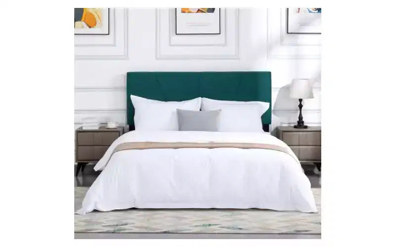Elegante base de cama Queen con cabecero tapizado y soporte de listones, cama de madera clásica para dormitorio principal