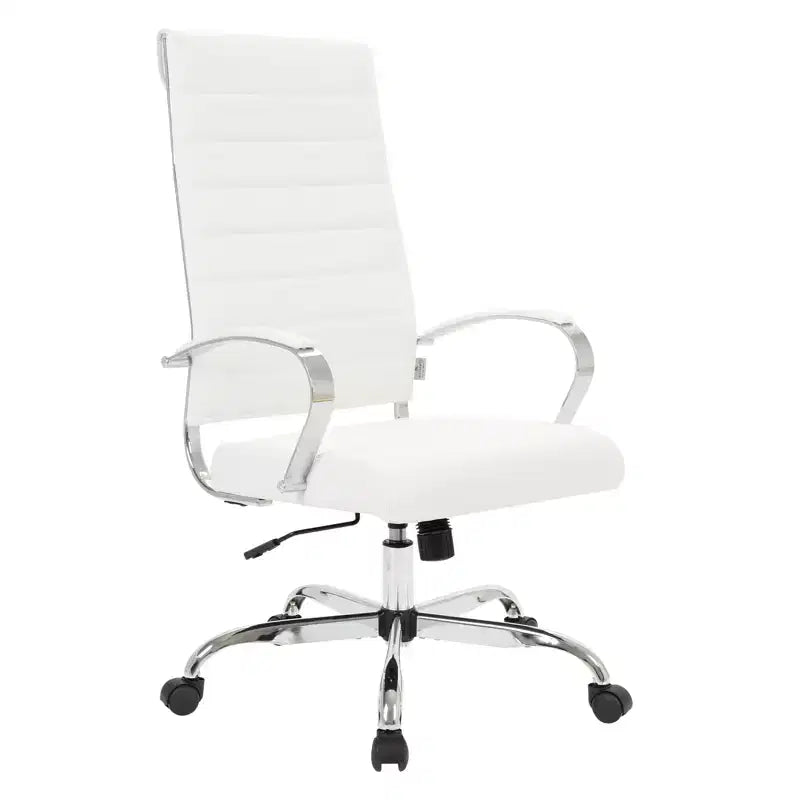 Silla de oficina de piel de respaldo alto acanalado Benmar - Silla ejecutiva moderna giratoria e inclinable para escritorio - Base cromada